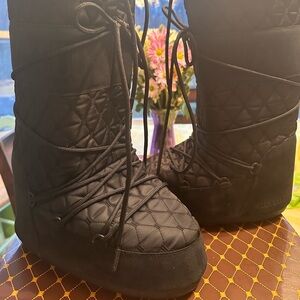Moon Boot Icon Quilted